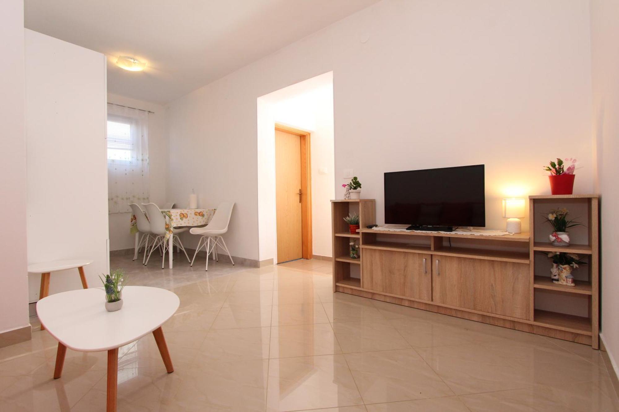 Apartments Eni Rovinj Exterior photo