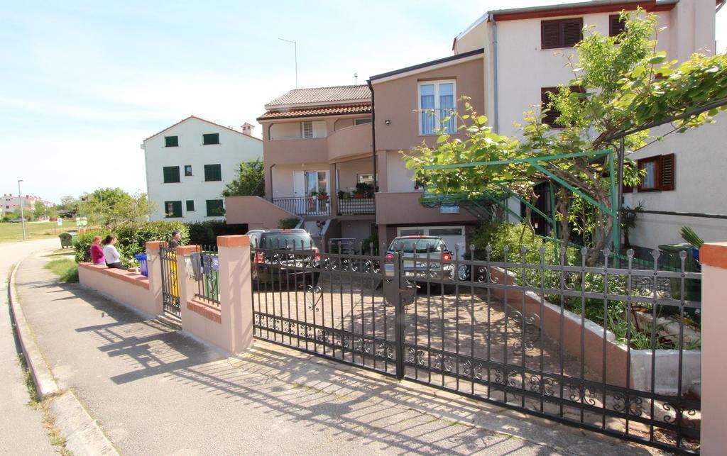 Apartments Eni Rovinj Exterior photo
